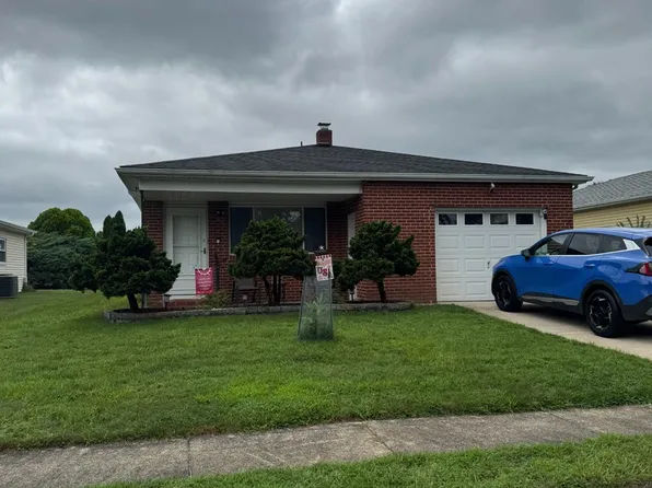 179 Biabou Dr, Toms River, NJ 08757