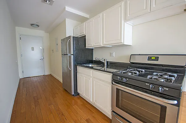 Rented by Level Group | media 4