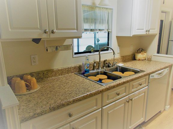 4th image of 513 Sea Gull Dr