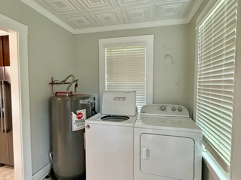 2624 W Desoto St #A — Photo 18