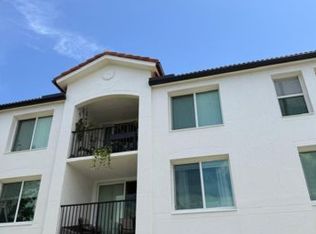 317 Villa Cir, Boynton Beach, FL 33435
