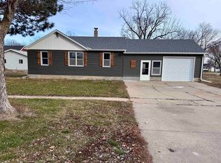 1411 13th St, Onawa, IA 51040