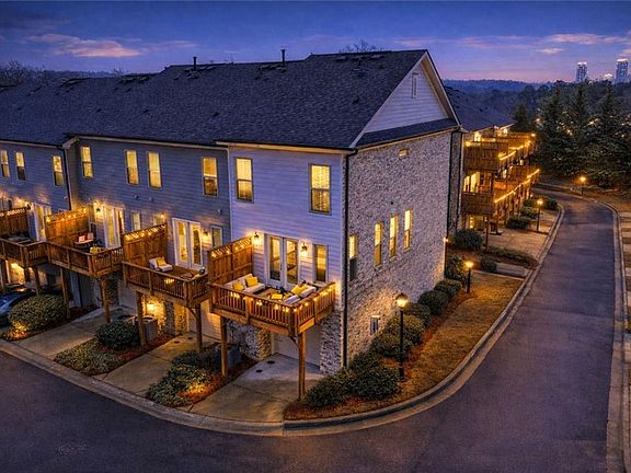 4th image of 4219 Deming Cir