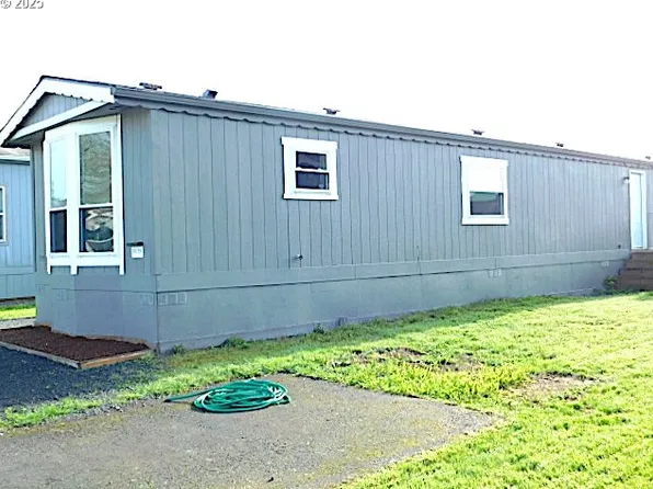 110 NW 4th St Spc E10, Warrenton, OR 97146