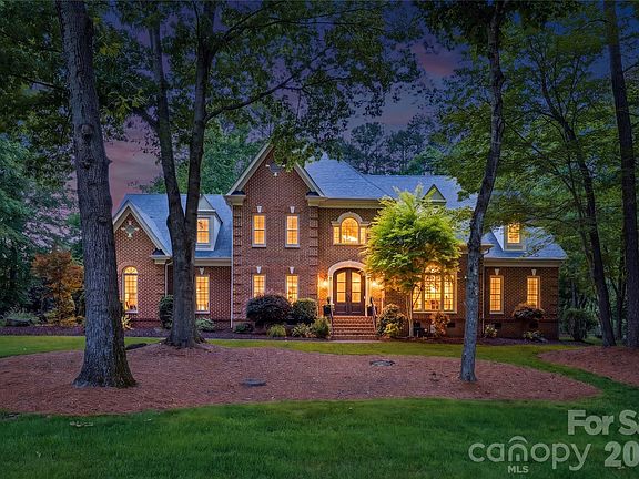 2nd image of 2610 Grimmersborough Ln