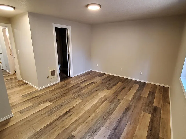 2614 NE Ocker Dr — Photo 23