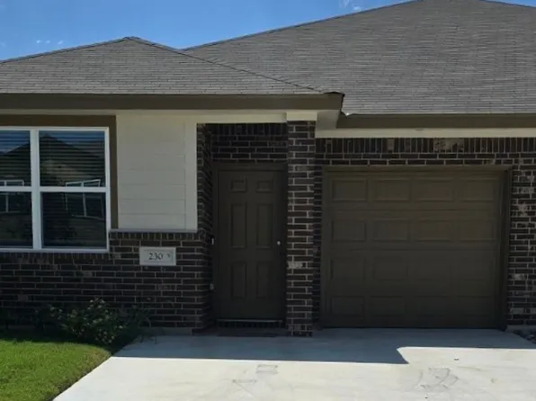 230 Green Valley Dr, Copperas Cove, TX 76522
