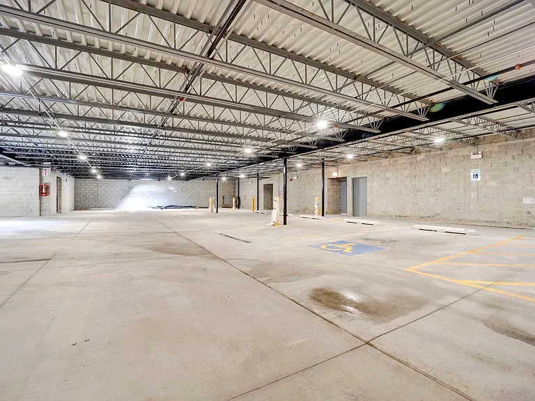 4350 W Lawrence Ave #405 — Photo 12