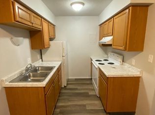 1020-1026 E 12th St N #1026-11, Newton, IA 50208