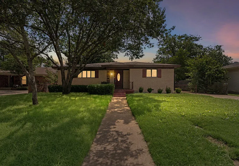 3521 Jeanette Dr — Photo 1