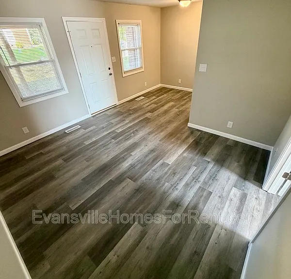430 S Bosse Ave — Photo 7