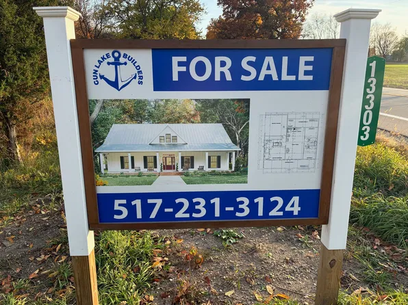13303 S M43 Hwy, Delton, MI 49046