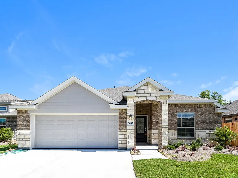 3037 Newcastle Crest Ln — Photo 1