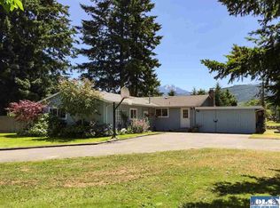 71 Mapleton Way, Port Angeles, WA 98363