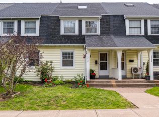 5536 Sebastian Pl, Halifax, NS B3K 2K6