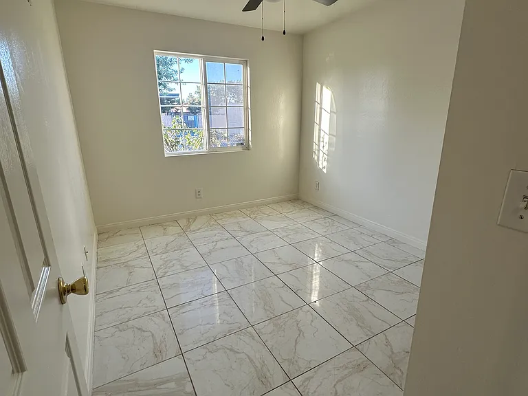 2901 Belhaven St — Photo 16