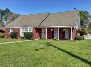 109 Colonial Dr, Lafayette, LA 70506