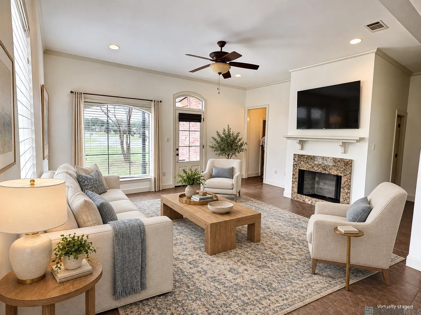 3 bed, 1625 sqft, $2,000 — Photo 2