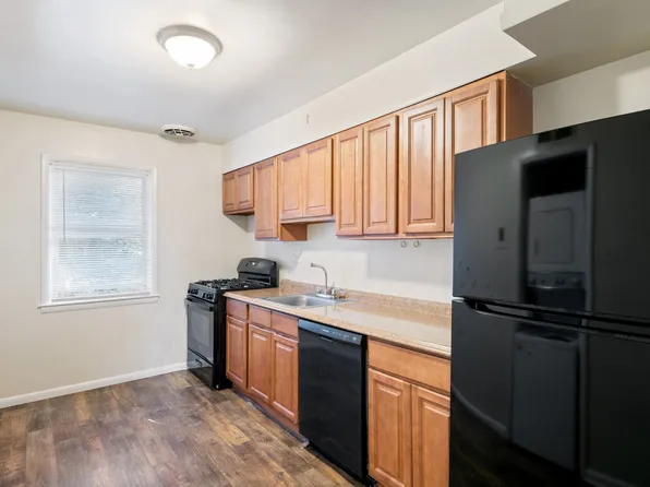 The Wilshire Apartments