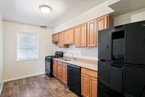The Wilshire Apartments Photo 1