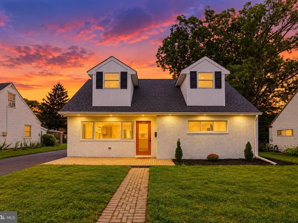 198 Oxford Cir, Norristown, PA 19403