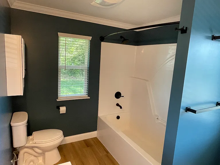 1341 Cloverdale Cir — Photo 11