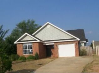 121 Millbrook Dr, Warner Robins, GA 31088