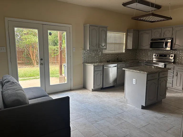 18516 Timber Oaks Dr — Photo 19