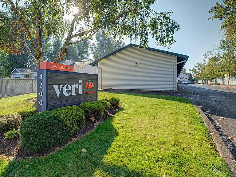 Veri on Sunnyview — Photo 18