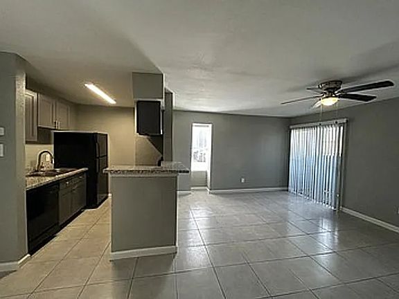 4th image of 11710 Briar Forest Dr #6079e2858