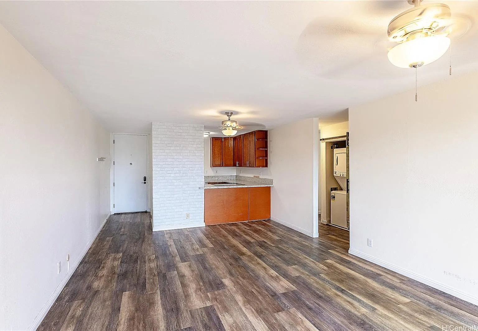 2 bed, 959 sqft, $3,800 — Photo 4