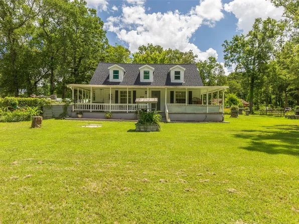 2118 Rollinghills Rd, Conroe, TX 77303