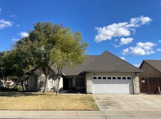1216 River Valley Cir, Modesto, CA 95351