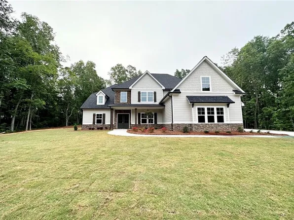 101 Gwendolyn Ct, Carrollton, GA 30117