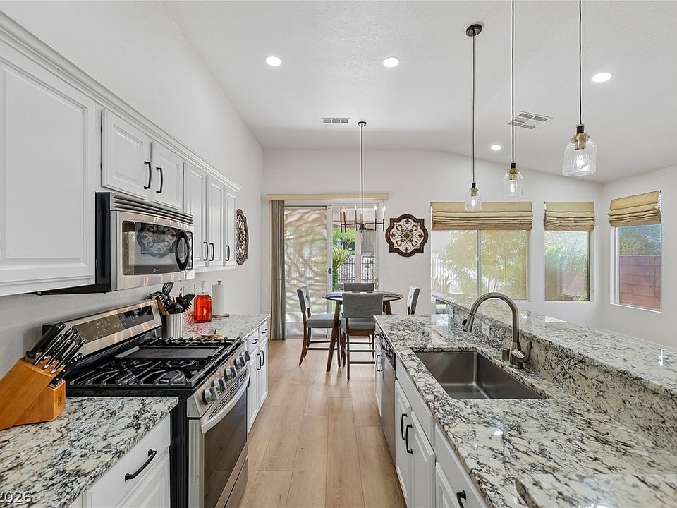 1st image of 3027 Panorama Ridge Dr