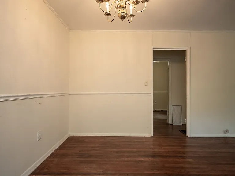 175 Habersham Way — Photo 10