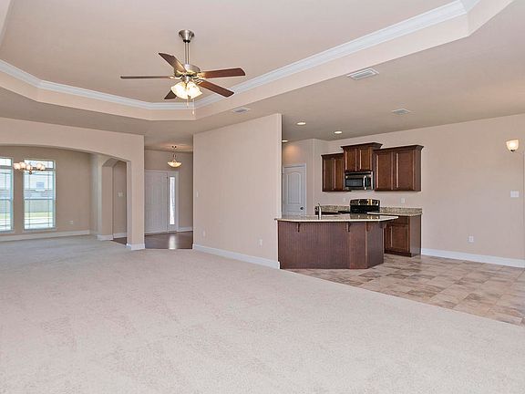 4th image of 10426 Sweet Bay Dr