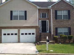 7045 Fruitwood Ct, Lithonia, GA 30058
