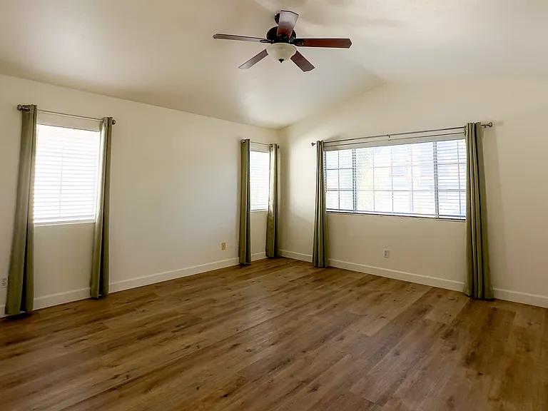 15747 Roan Rd — Photo 23