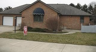 1st image of 217 Wesley Ct