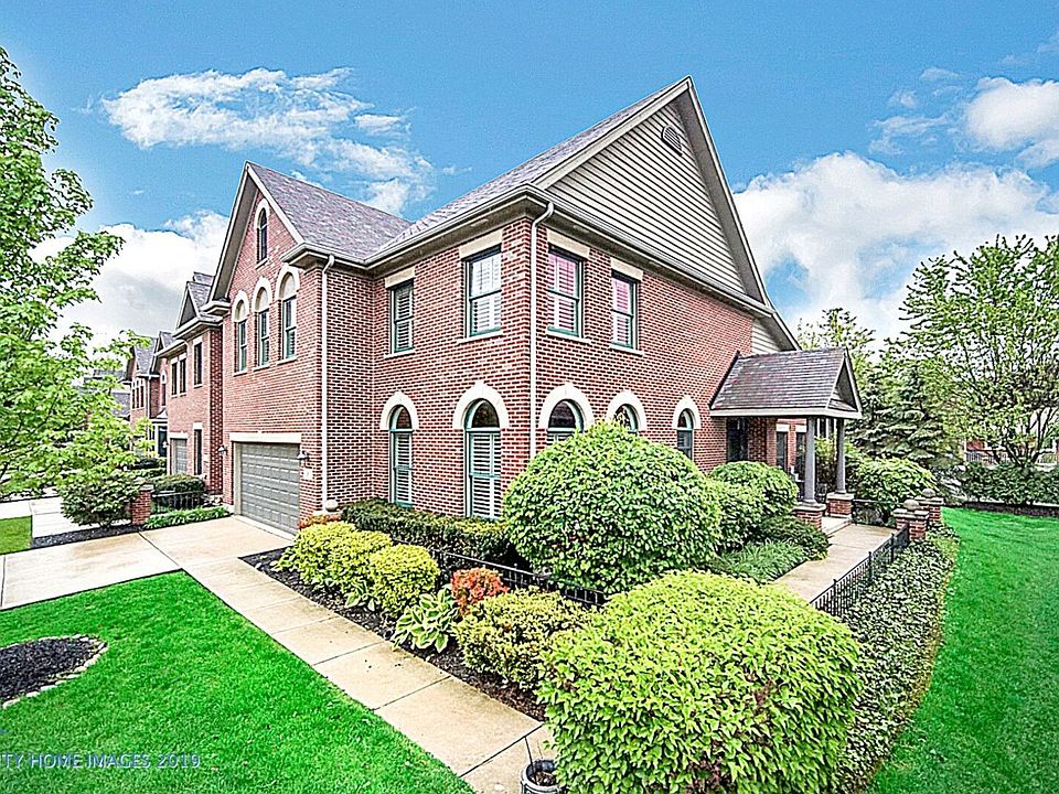 1st image of 26 Old Frankfort Way #26