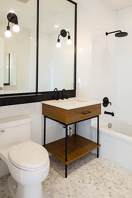 Rented by Nooklyn NYC LLC | media 125