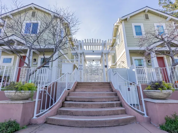 1118 Boranda Ave, Mountain View, CA 94040