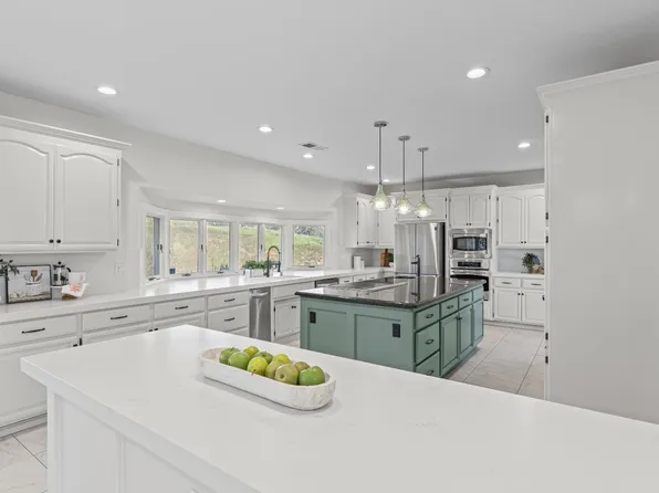 8088 La Trelle Ct, Pilot Hill, CA 95664