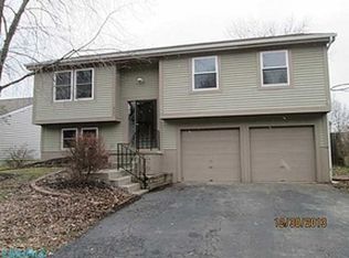 4172 Berrybush Dr, Columbus, OH 43230