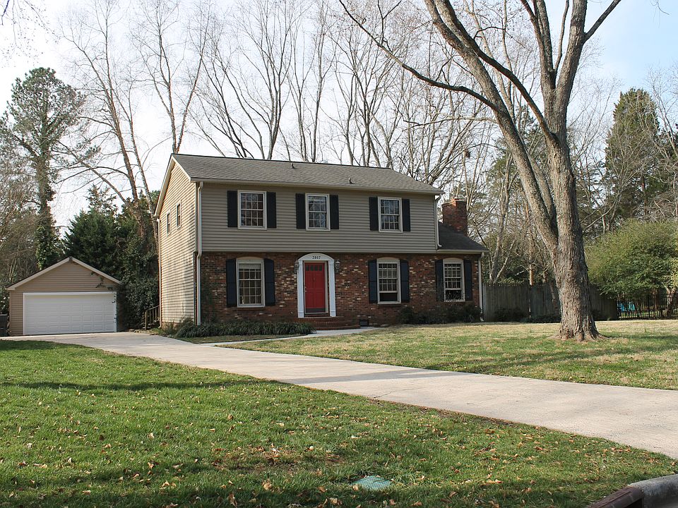 1st image of 3807 Dunlanwood Cres