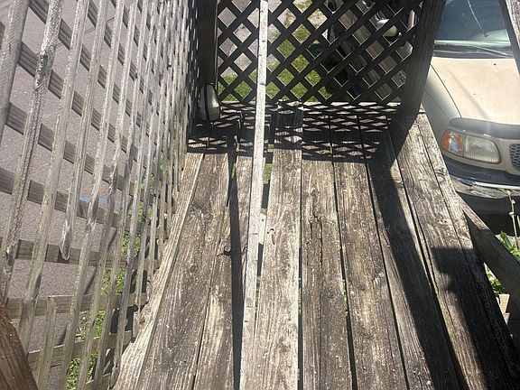 3rd image of 1401A S Main St