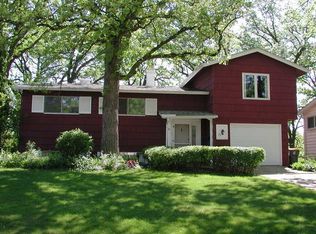 23 Big Oaks Rd, Streamwood, IL 60107