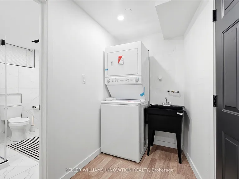 235 Southwood Dr #LOWER — Photo 13