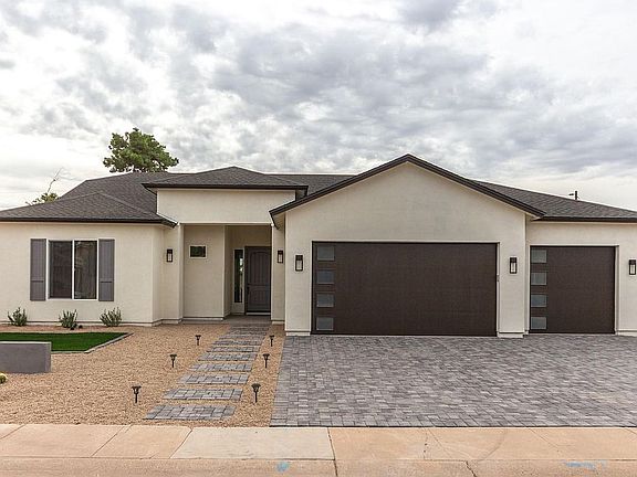 2nd image of 8509 E Amelia Ave